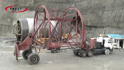 Cebri Boru Taşıma ve Montaj Aracı